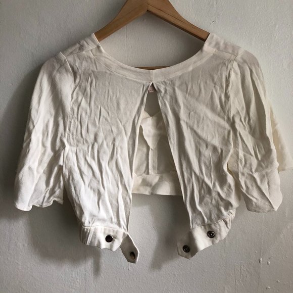 Forever 21 cropped cream silky blouse XS - Picture 3 of 3